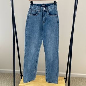 Medium Wash Baggy Jeans